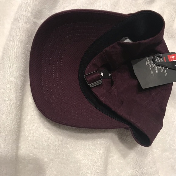 🌸 2 for $25 🌸 Under Armour baseball cap - Picture 2 of 2